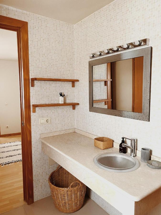 Cool Loft In The Old Town With Rooftop Terrace And Fireplace ตาริฟา ภายนอก รูปภาพ