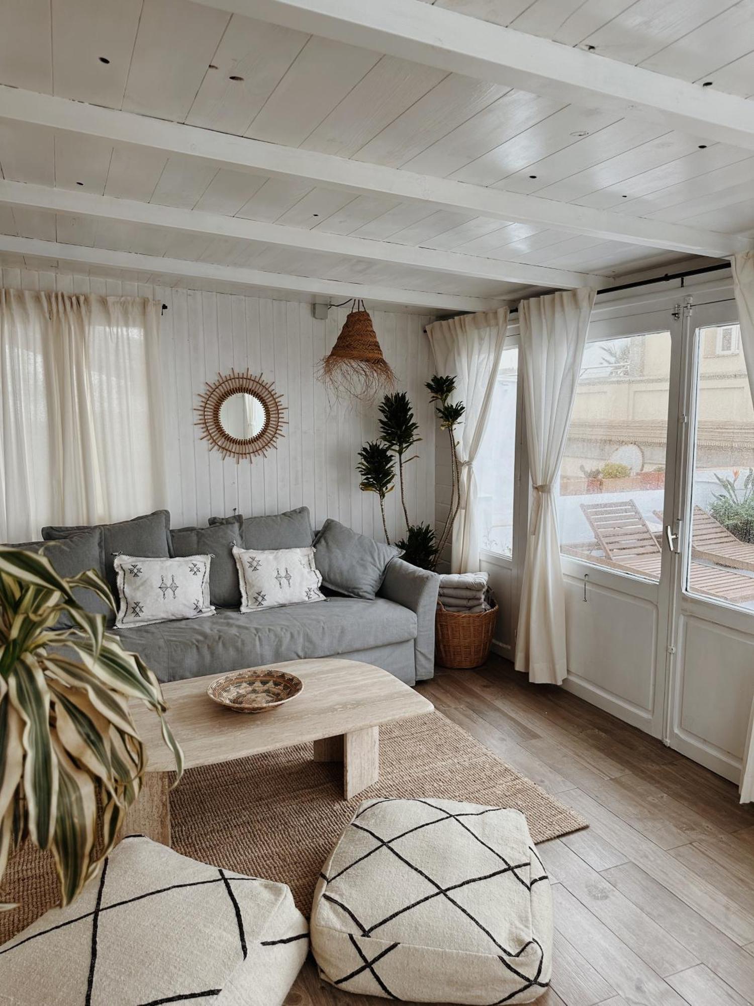 Cool Loft In The Old Town With Rooftop Terrace And Fireplace ตาริฟา ภายนอก รูปภาพ